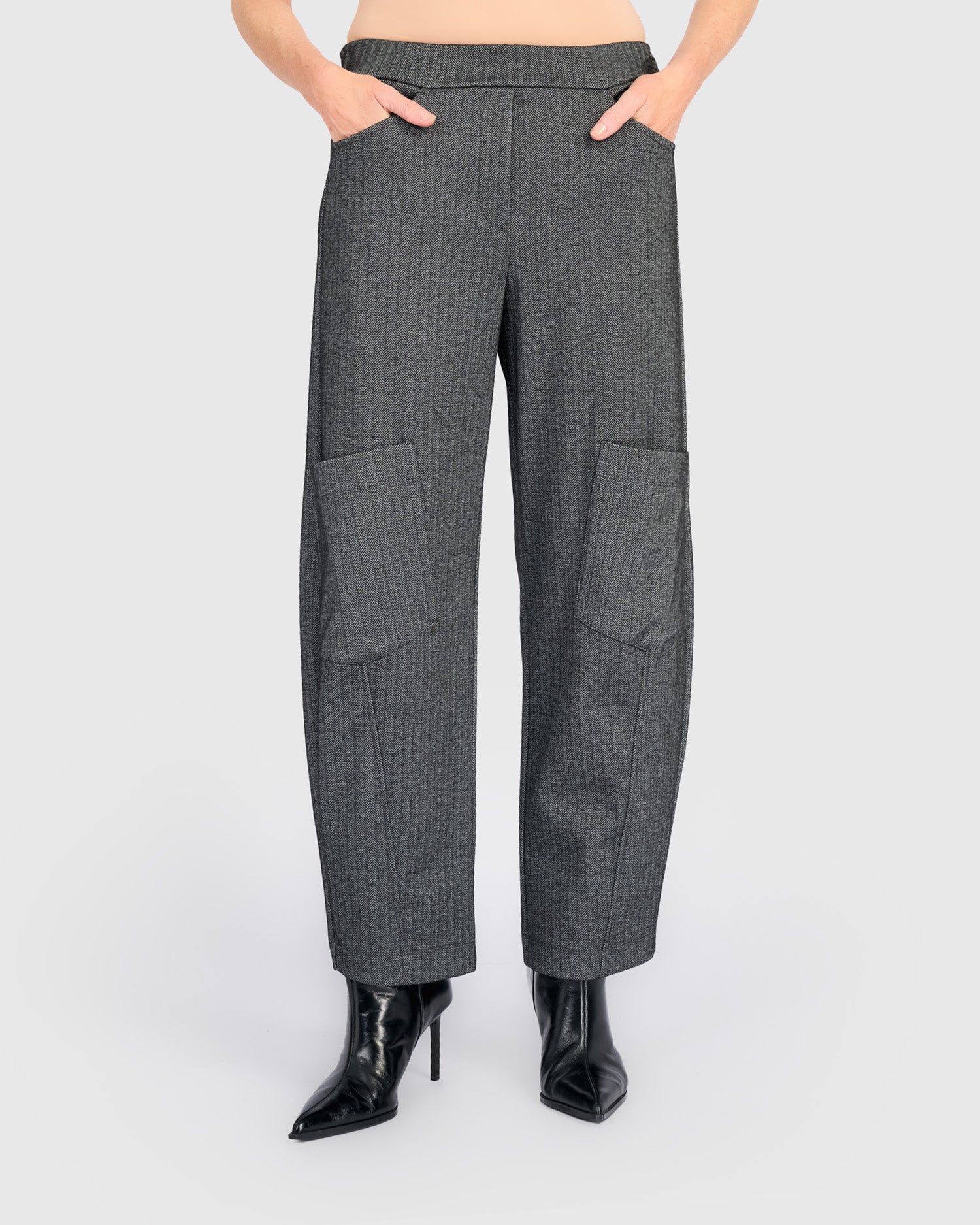 alembika-studio-pocket-herringbone-hose-steel image 1