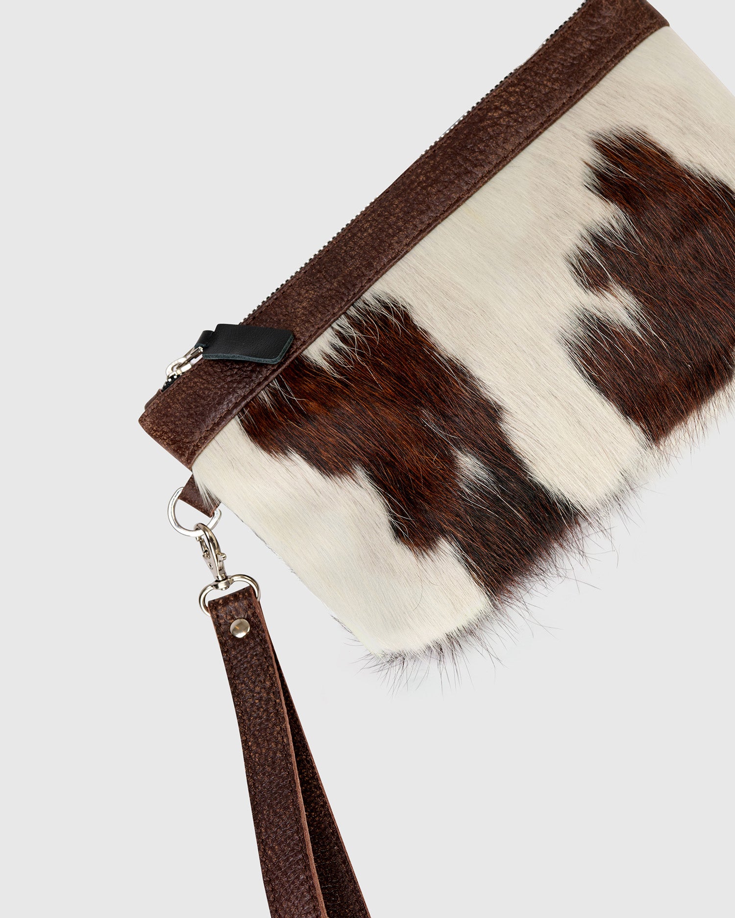 alembika-petite-wristlet-ranch-leder-clutch image 2