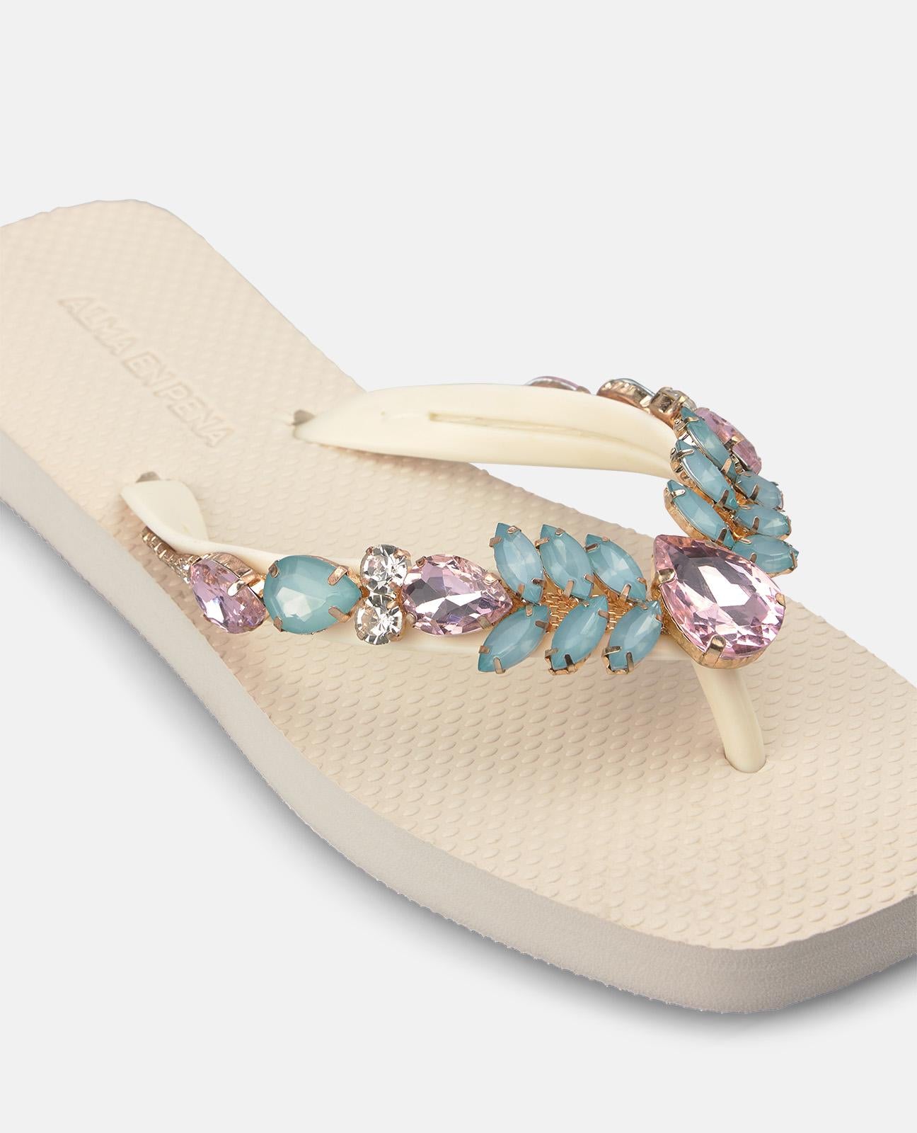 alma-en-pena-flache-zehentrenner-wei-e-t-riemen-sandalen-mit-strass-2-cm image 4