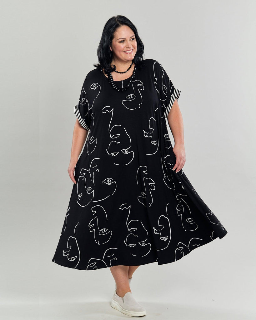 alembika-ayla-trapeze-midi-kleid-faces image 1