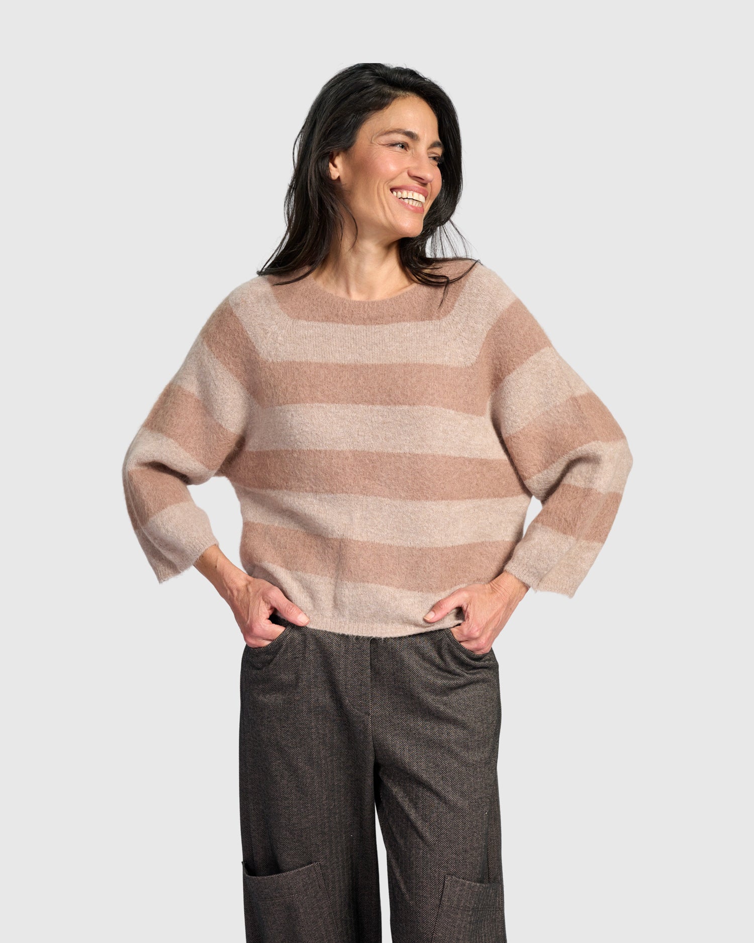 alembika-spry-streifen-pullover-almond image 1