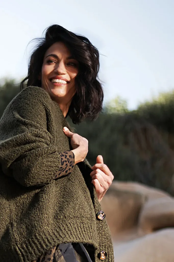 alembika-signature-cardy-strickjacke-khaki image 1