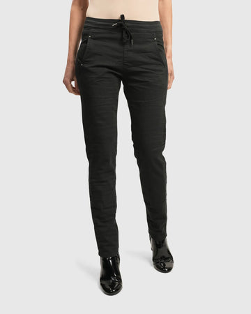 alembika-iconic-stretch-jeans-desires-schwarz image 6