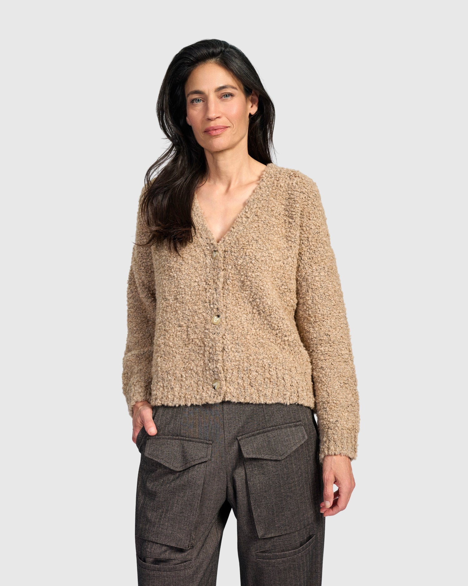 alembika-teddy-boucle-cardigan-as951s-strickjacke-in-sand image 6