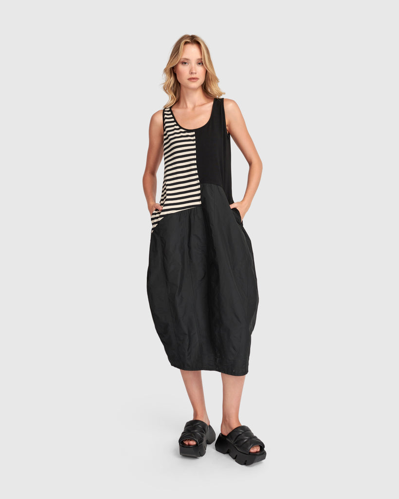 alembika-urban-motion-tank-cocoon-kleid-stripes image 1