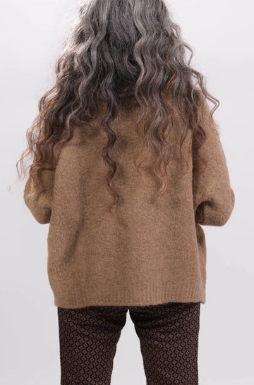 alembika-signature-cardy-sweater-beige image 5
