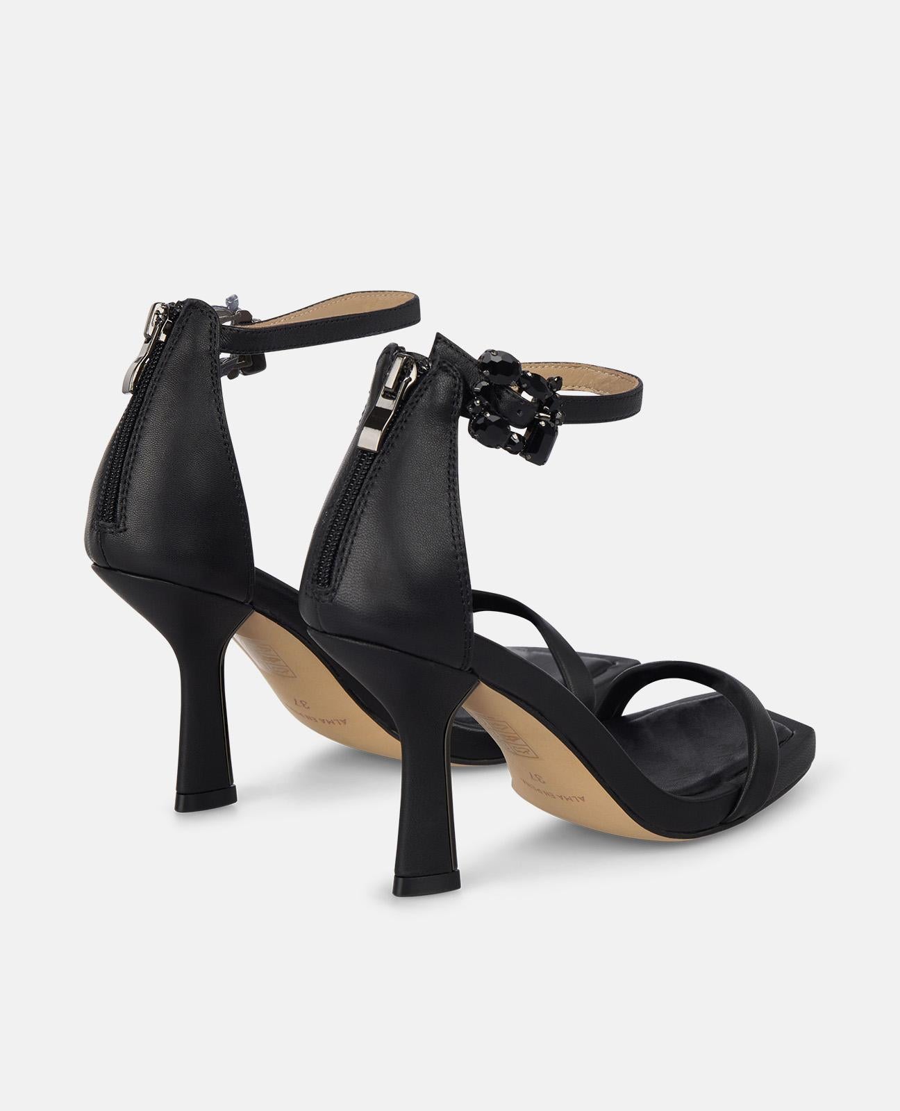 alma-en-pena-buckle-heel-sandal-sandale-schwarz-9-cm-absatz image 3