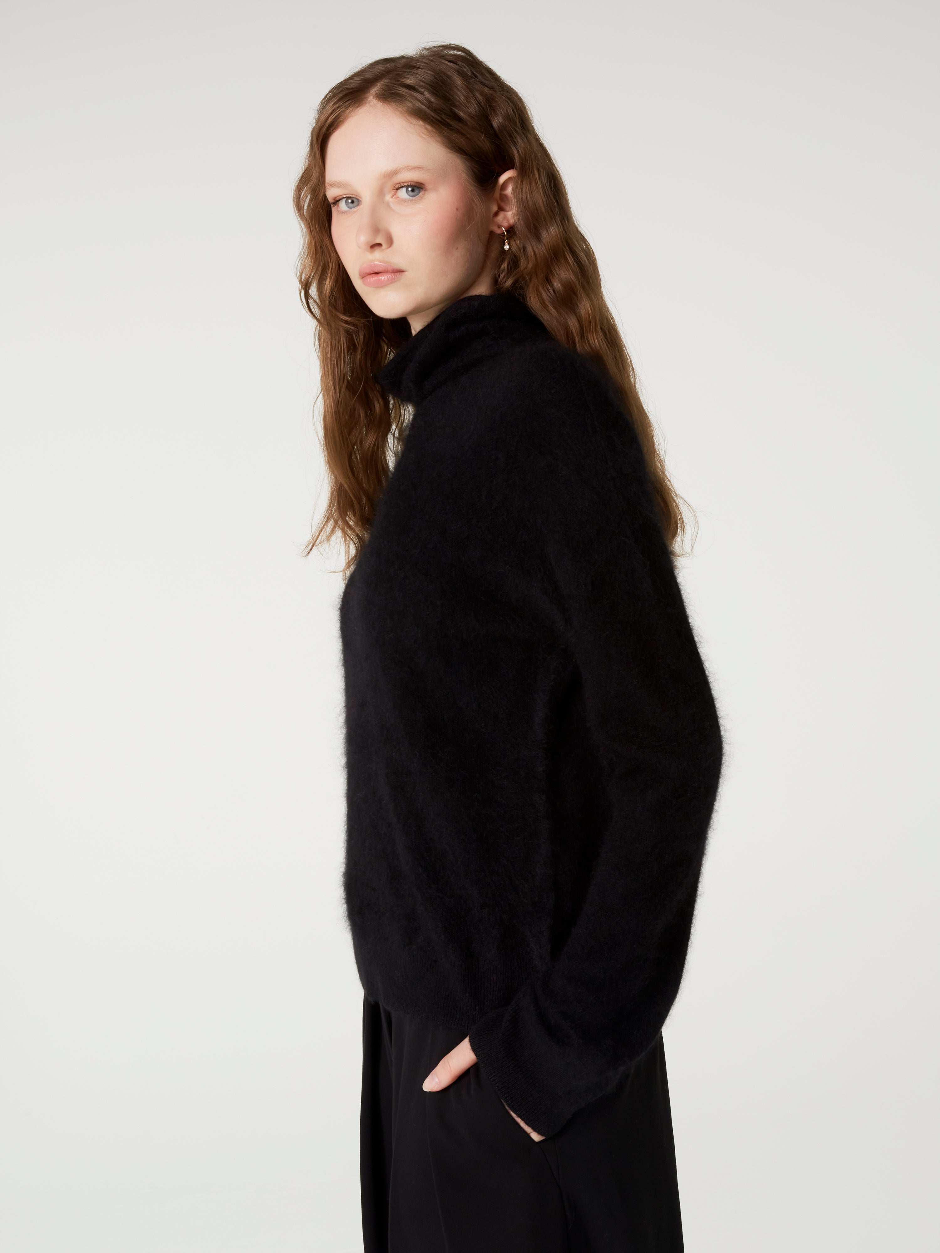 absolut-solange-kaschmirpullover-mit-stehkragen-geb-rstetes-kaschmir-schwarz image 3