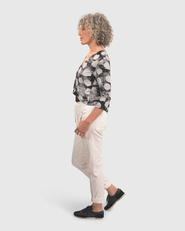 alembika-cloud-crop-cardigan-schwarz-sj108b image 5