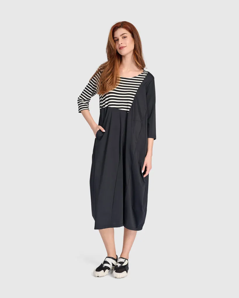 alembika-tekbika-trek-kleid-black-stripes-cocoon-techno-knit-td108m image 1