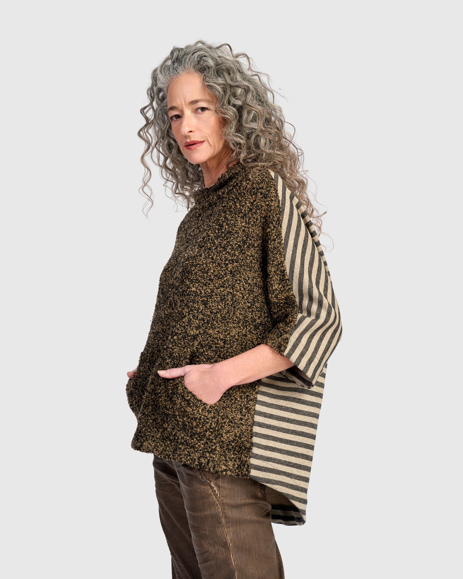 alembika-urban-jan-boucle-pullover-sweater-camel-melange image 1