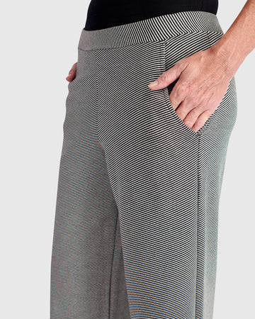 alembika-park-straight-hose-steel-jacquard-lang image 2