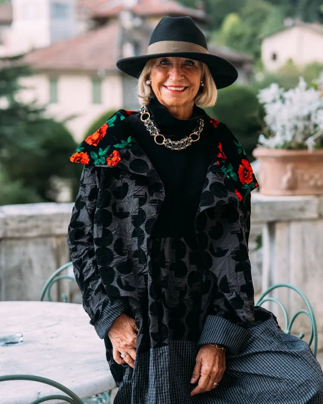 alembika-eloise-jacke-roses image 1