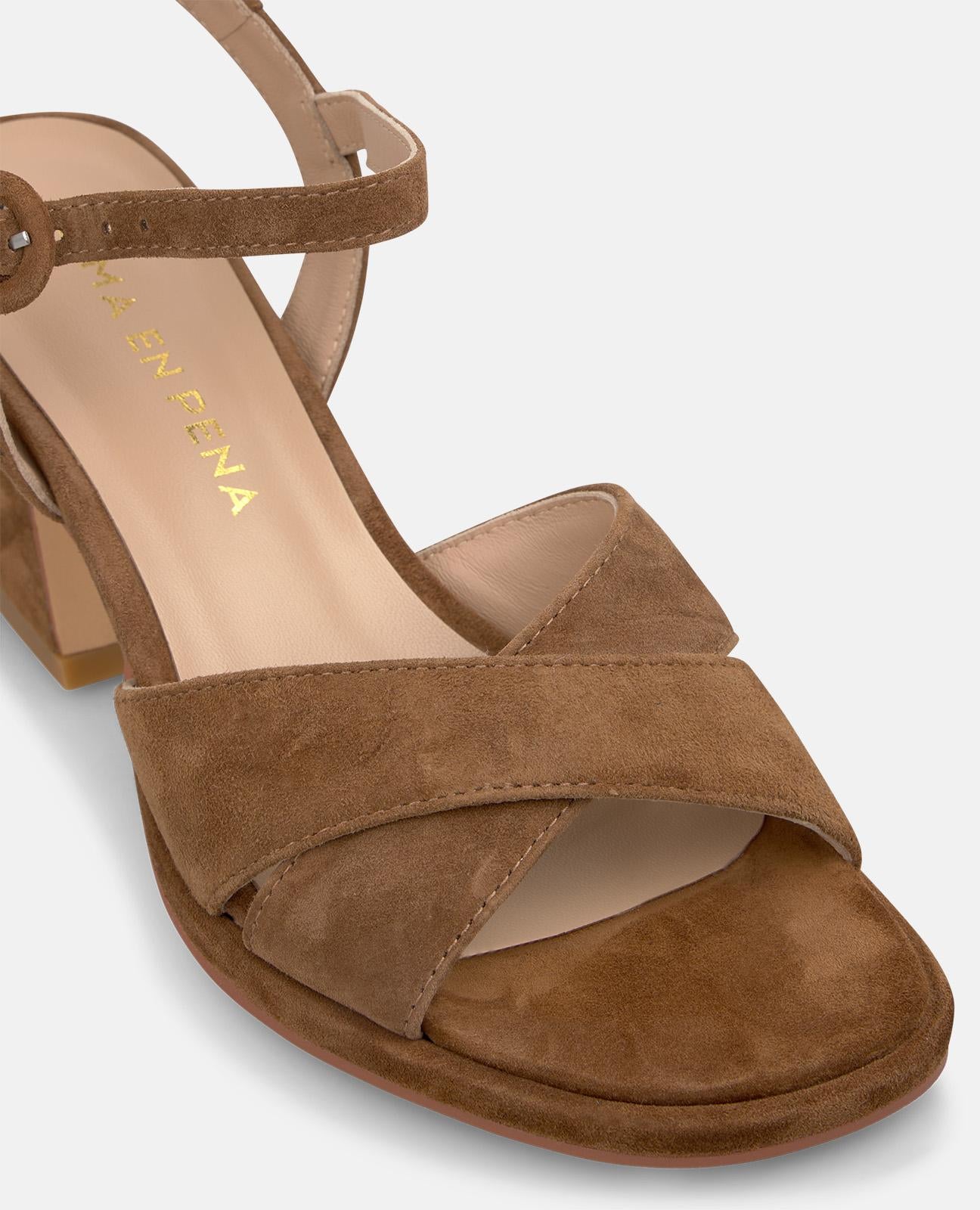 alma-en-pena-sandals-with-front-straps-sandaletten-karamell-mit-blockabsatz-8-5- image 4