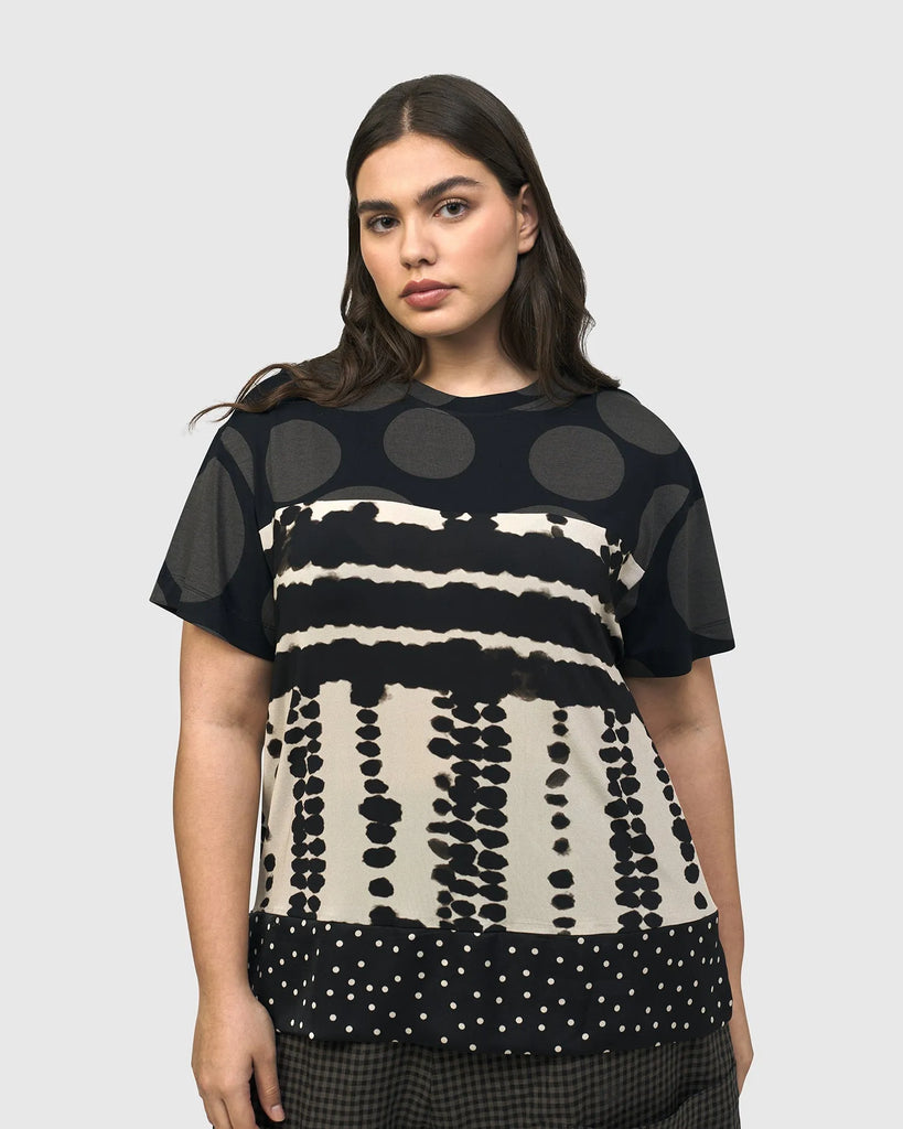 alembika-mountaineer-tee-savanna-damen-print-shirt image 1