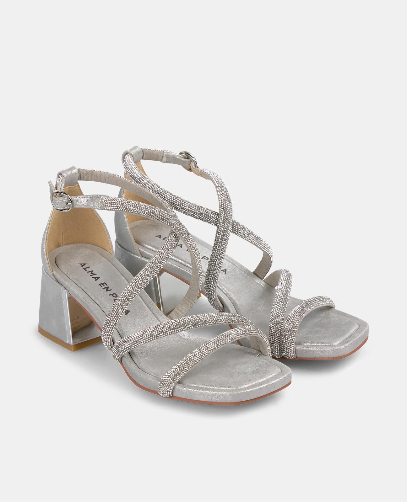 alma-en-pena-riemchen-sandalette-strass-gekreuzt-6-cm-absatz-silber image 2