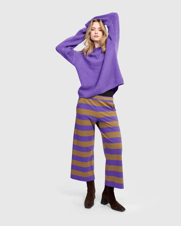 alembika-urban-retrofit-cropped-pants-purple-7-8-hose image 2