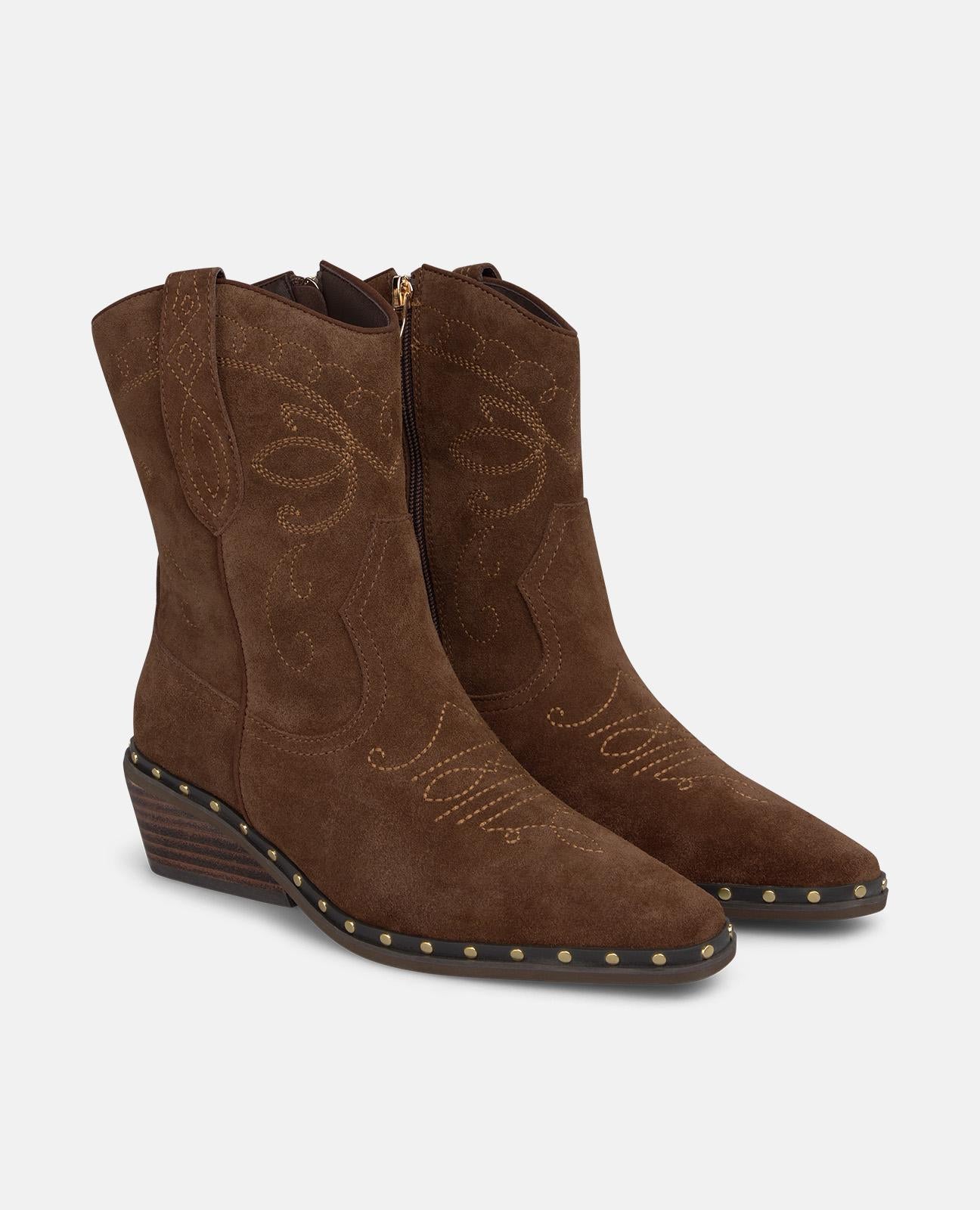 alma-en-pena-suede-cowboy-boots-camel-4-5-cm-nieten image 2