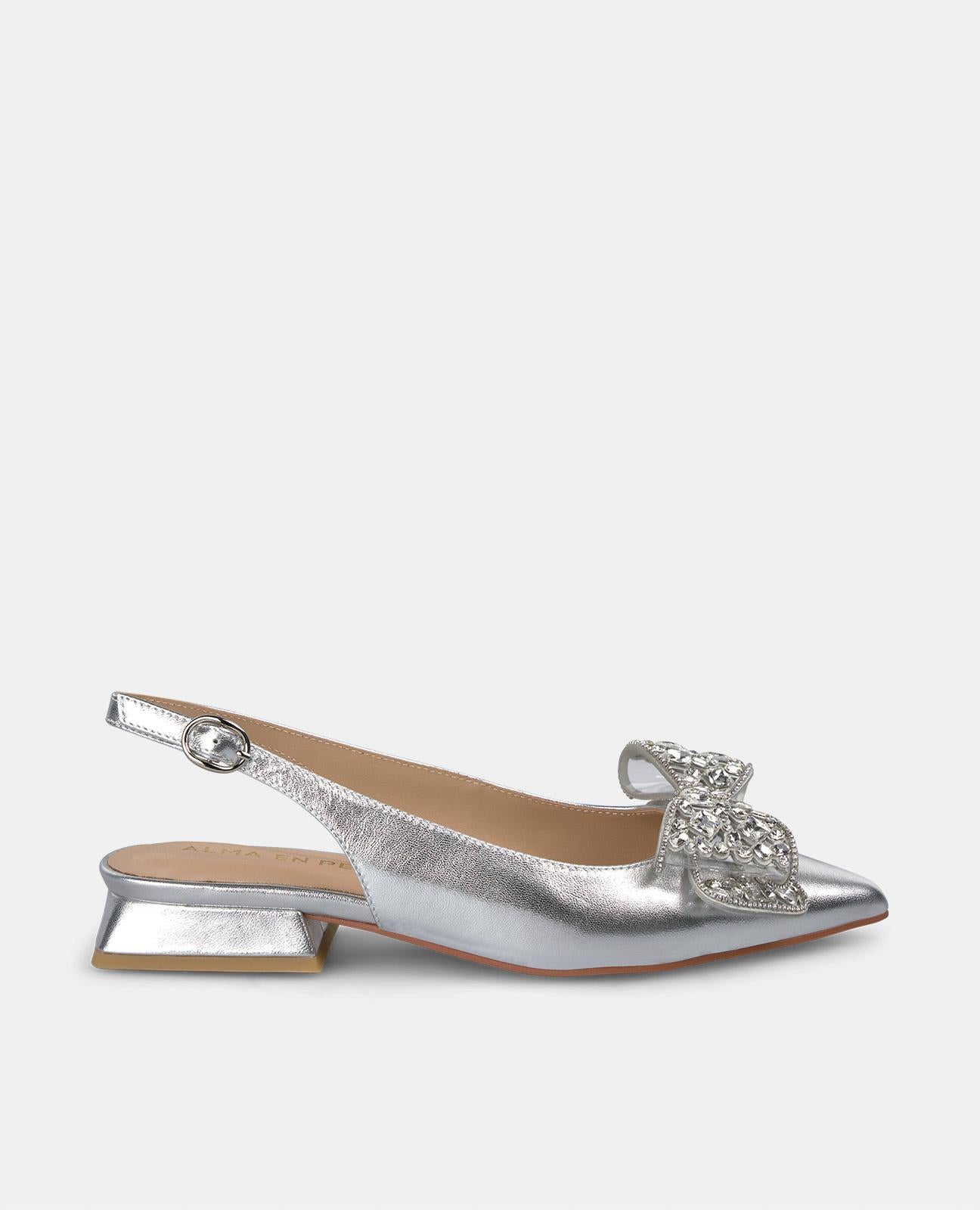 alma-en-pena-ballerina-mit-schleife-silberner-spitzenschuh-2-cm image 2