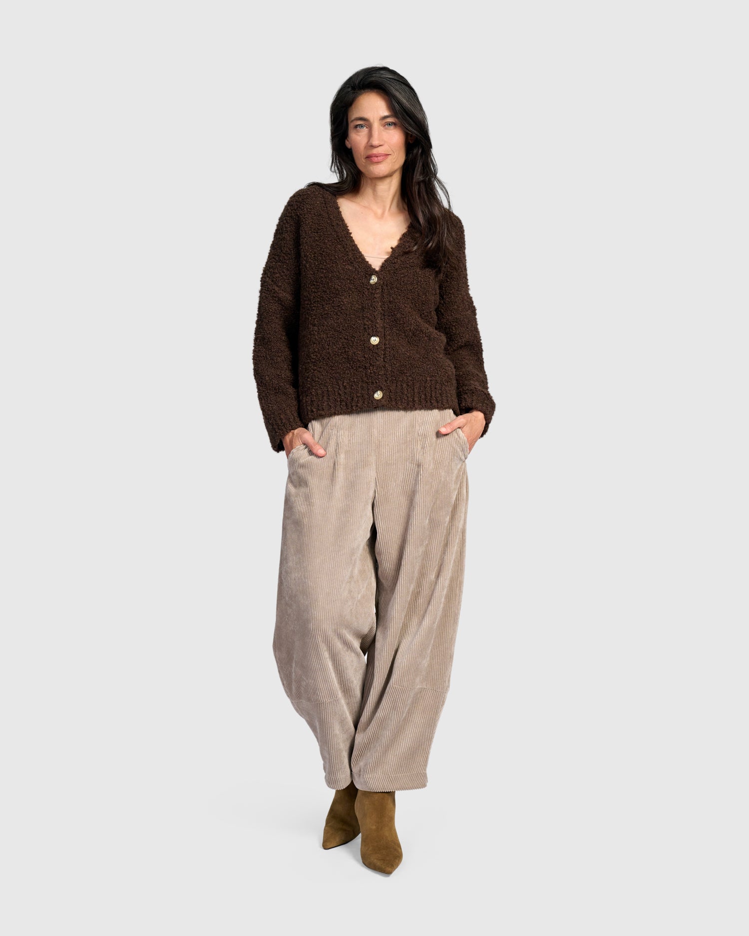 alembika-teddy-boucle-cardigan-schoko-as951b image 6