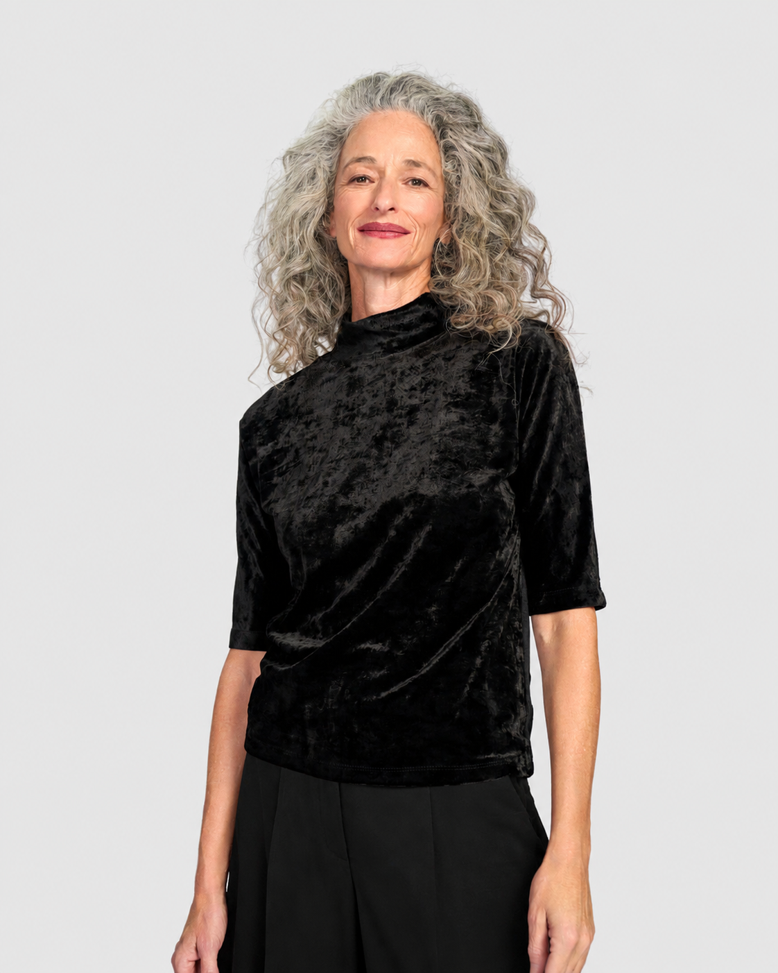 alembika-adagio-mockneck-top-schwarz-flora-samt image 1