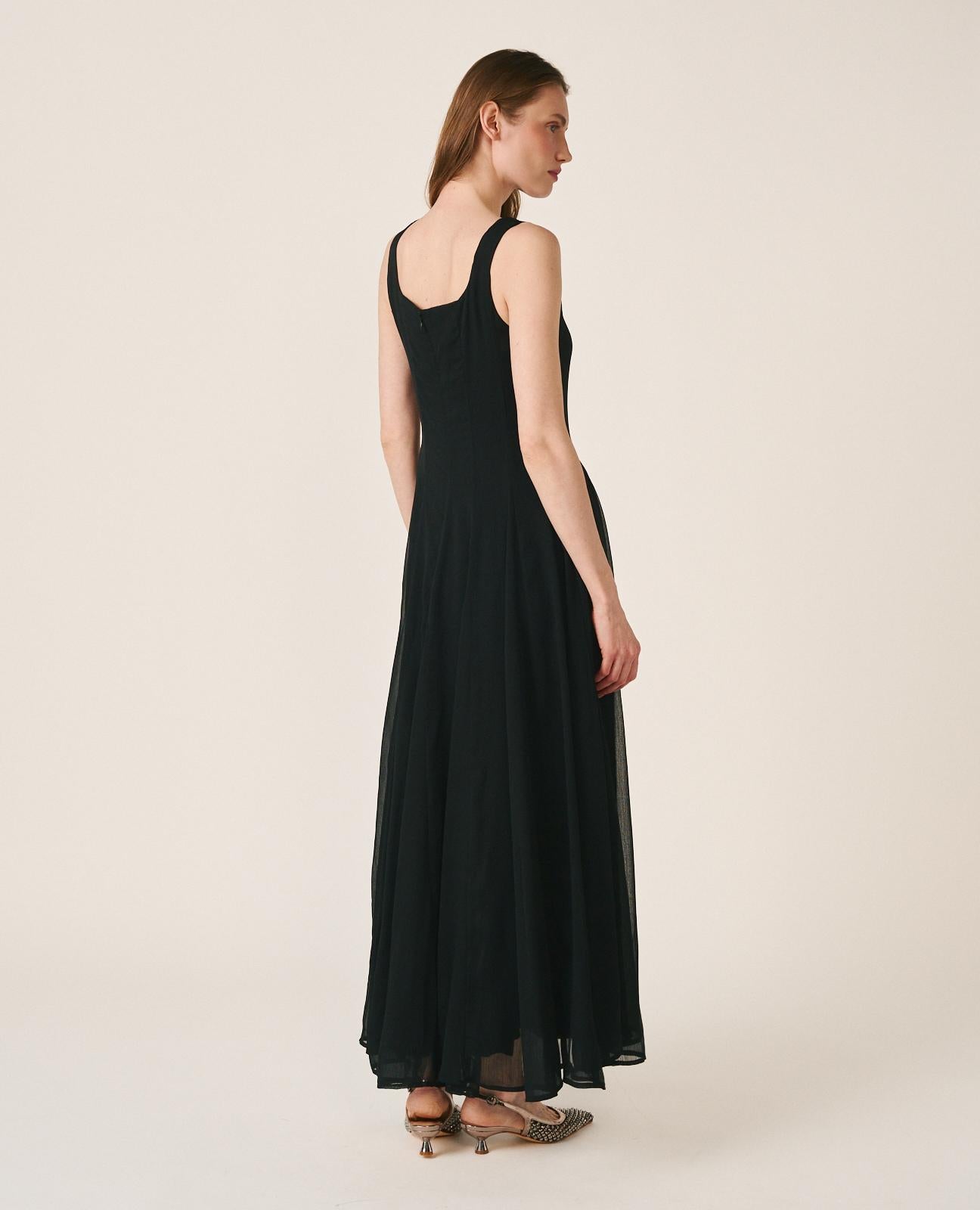 alma-en-pena-midi-chiffonkleid-schwarz-a-linie image 7
