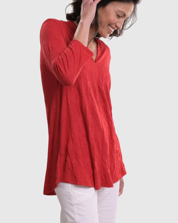 alembika-perfect-crinkle-top-rot-v-neck-dreiviertelarm image 3