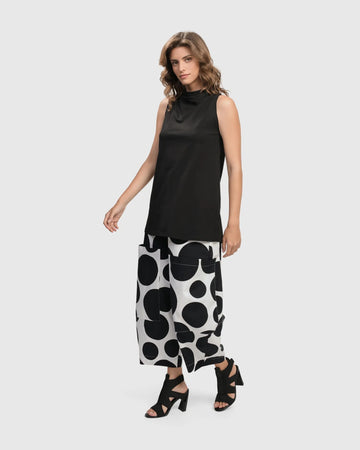 alembika-urban-sleeveless-mockneck-top-schwarz image 4