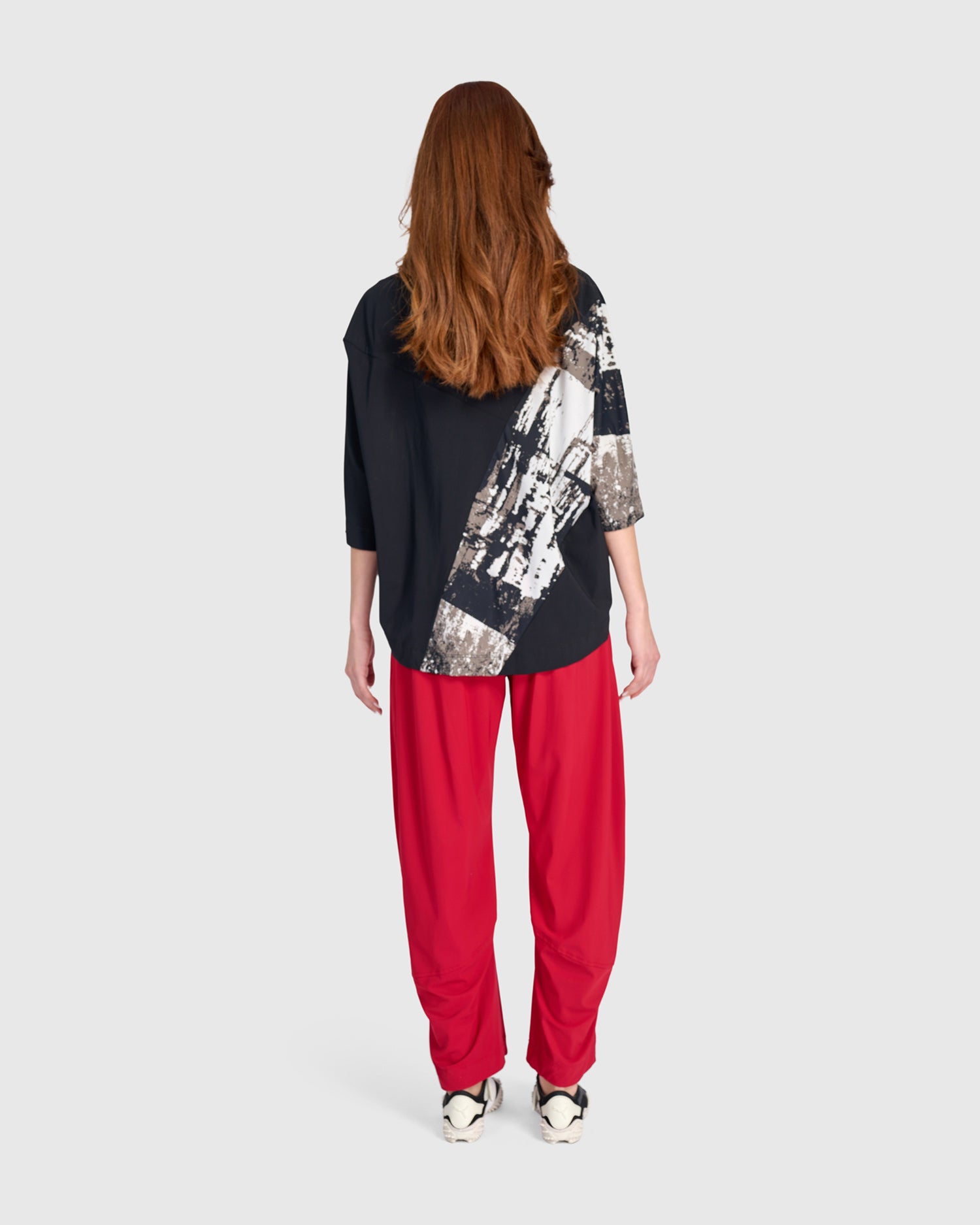 alembika-tekbika-funnel-pullover-schwarz-grafik-tt105b image 3