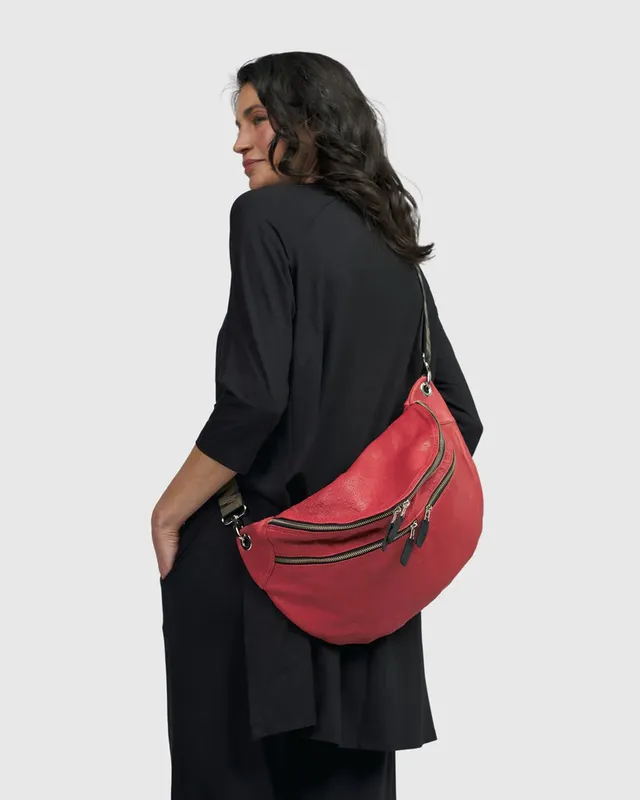 alembika-on-the-go-large-sling-bag-vermillion-umh-ngetasche image 1
