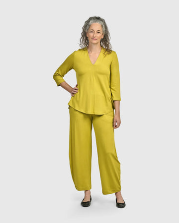alembika-essential-v-neck-top-limette-3-4-arm image 4