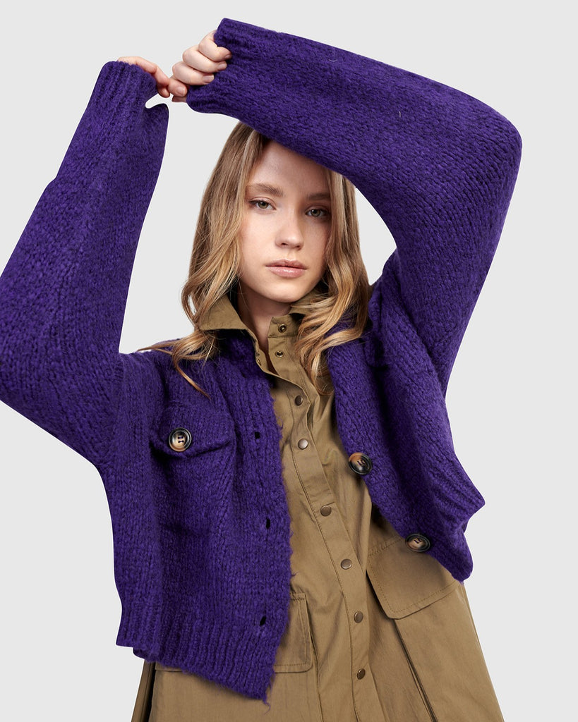 alembika-trucker-cardigan-lila-cropped-strick image 1
