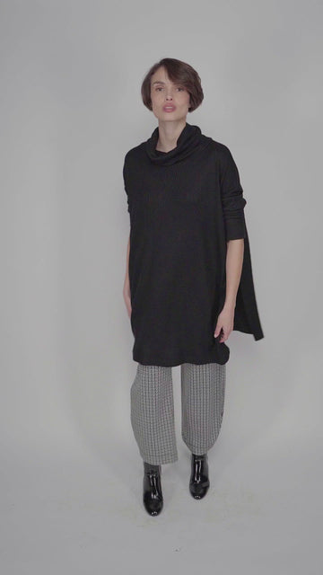 alembika-cowl-waffle-tunic-black-damen-tunika-wasserfall image 3