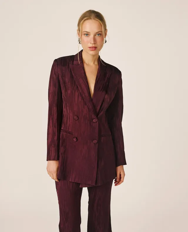 alma-en-pena-blazer-aus-satin-jacquard-bordeaux-zweireihig-wickel-optik image 1