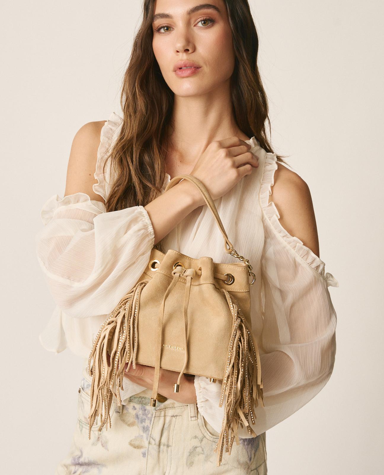 alma-en-pena-fringed-candy-leder-clutch-arena-umh-ngetasche image 3
