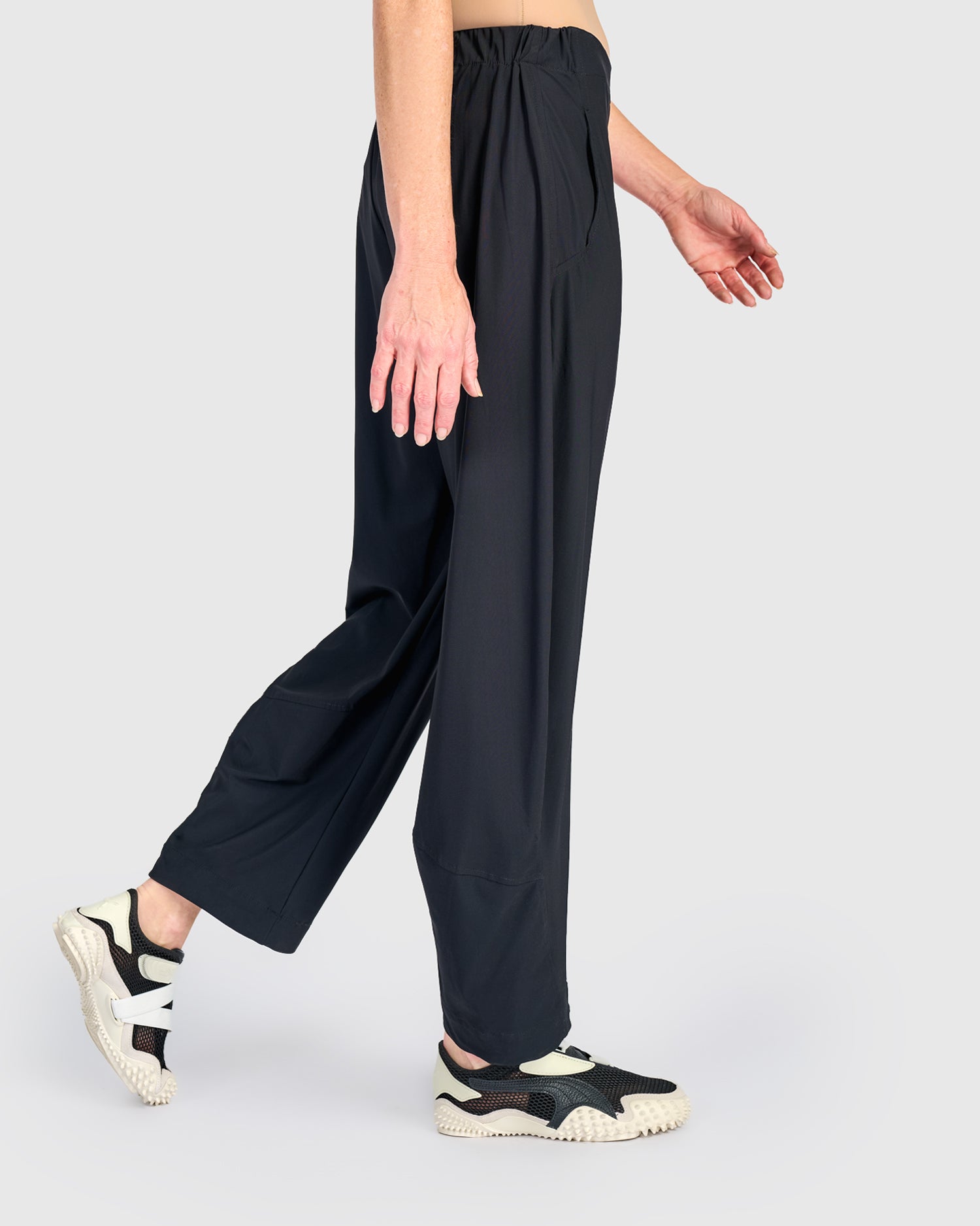 alembika-essential-tekbika-slim-barrel-hose-black image 4