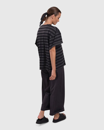 alembika-urban-stripe-boxy-tee-t-shirt-moon image 7