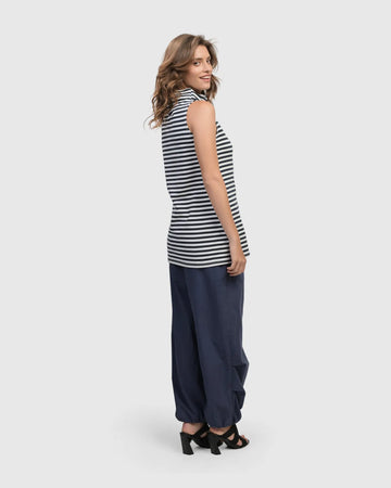 alembika-urban-sleeveless-mockneck-top-navy image 6