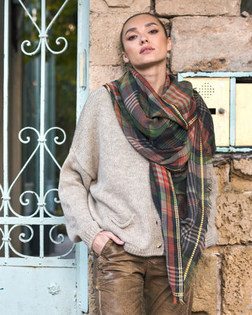 alembika-diana-cropped-cardigan-strickjacke-ecru image 3