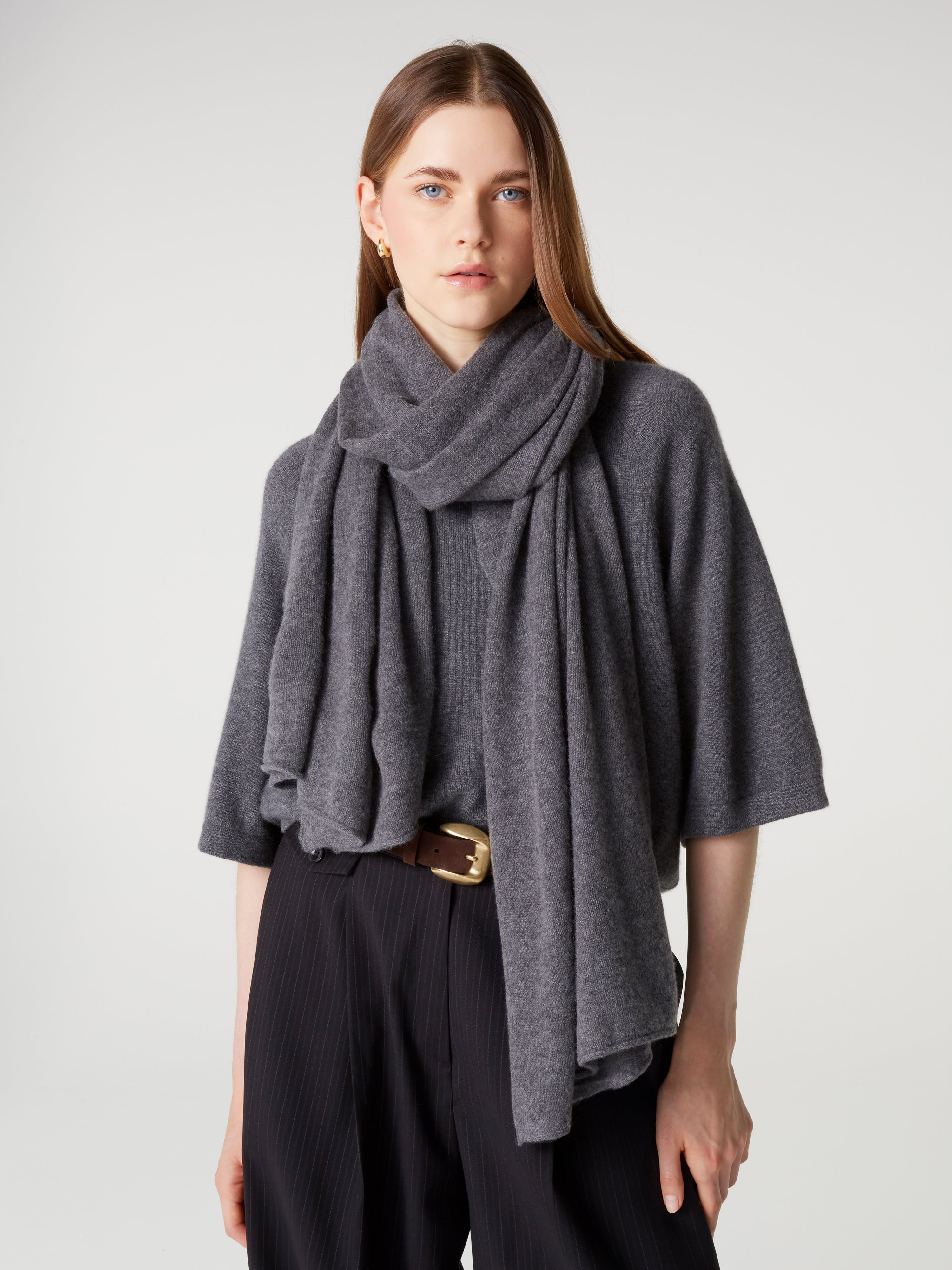 absolut-leana-kaschmir-pullover-damen-rundhals-oversize-dunkelgrau image 6