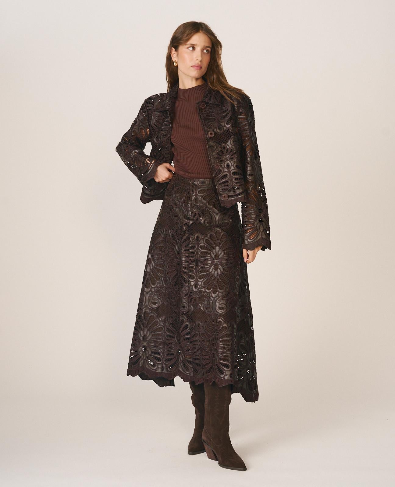 alma-en-pena-kunstleder-jacke-openwork-arabeske-bordeaux image 5