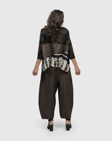 alembika-izma-boxy-tee-damen-cropped-t-shirt-savanna image 8