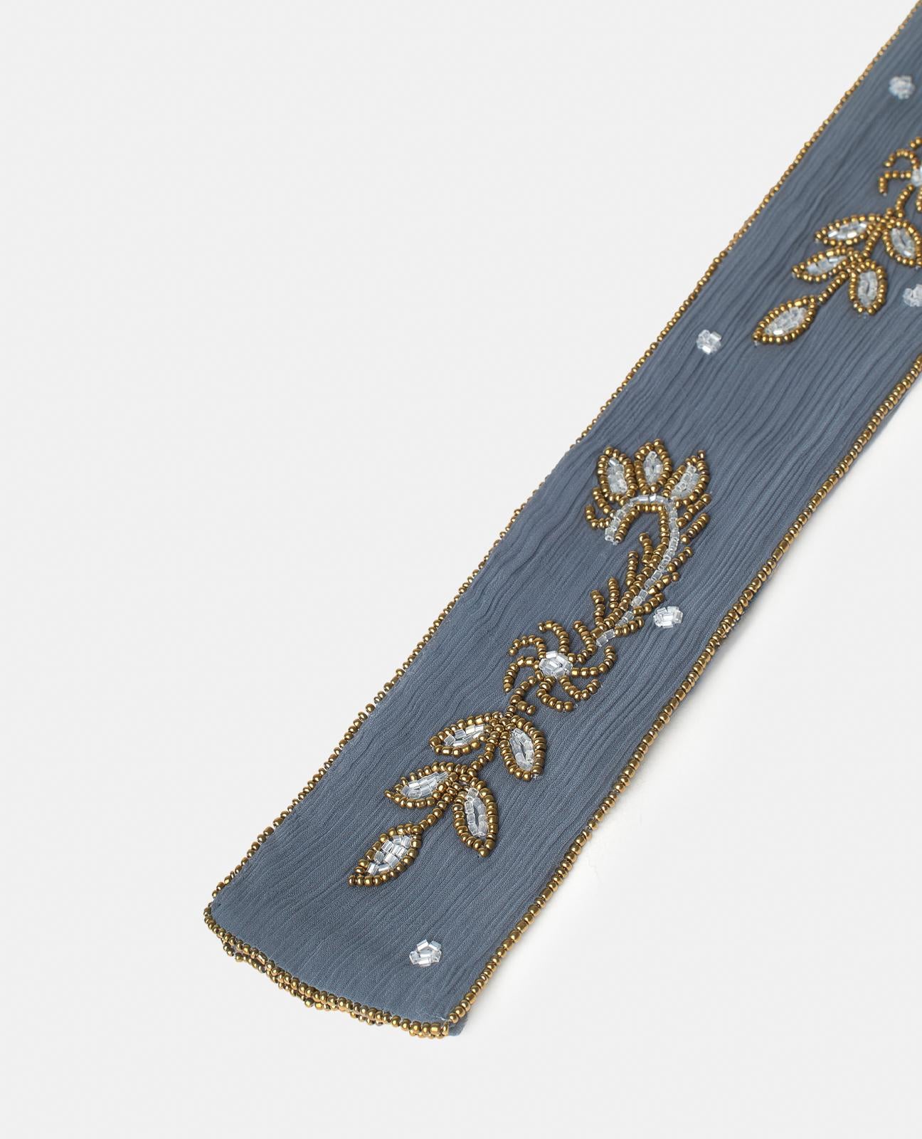 alma-en-pena-beaded-scarf-perlen-schal-grau-6-x-200-cm-aus-gaze image 3