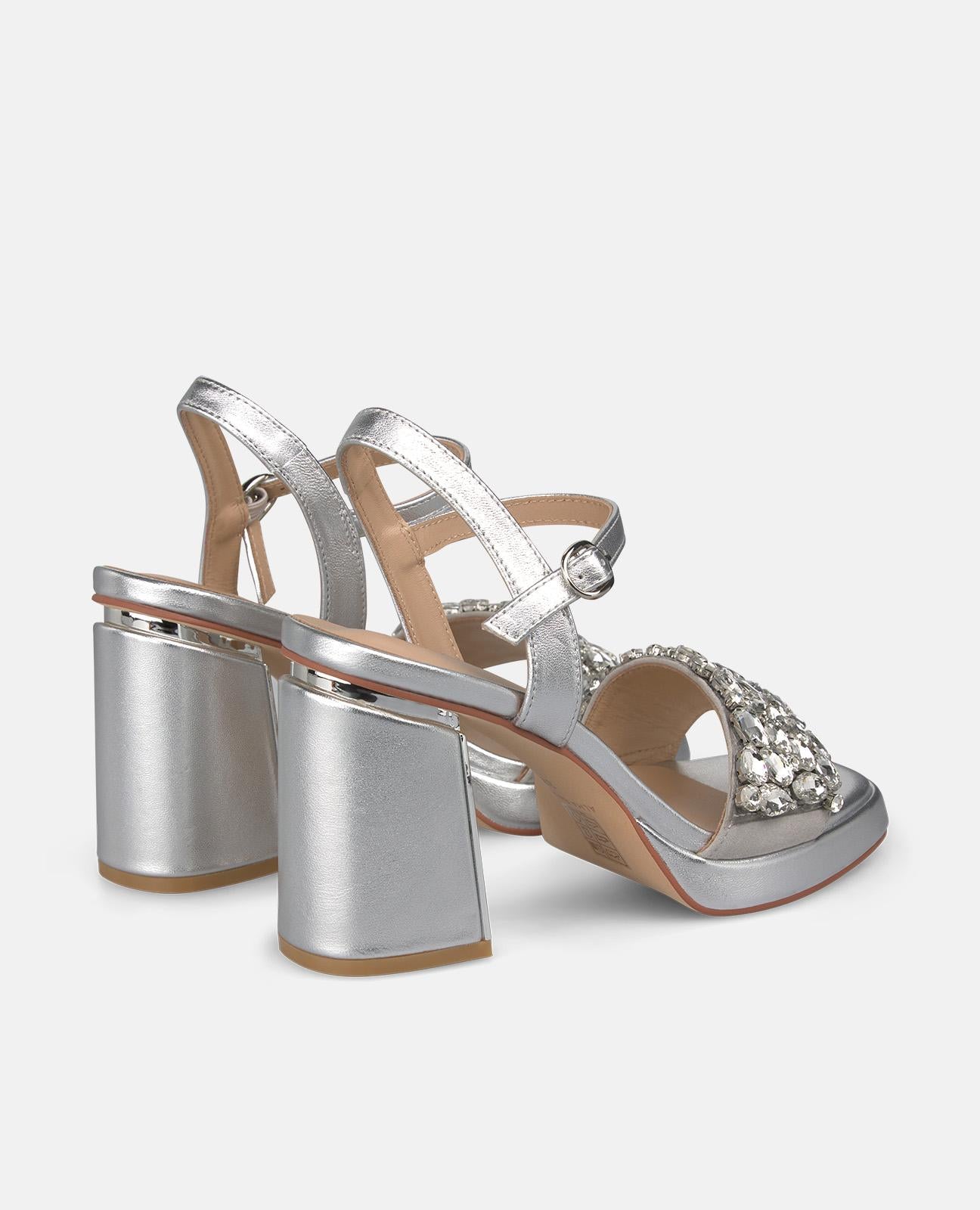 alma-en-pena-front-beaded-sandal-strass-sandale-silber-8-5-cm image 3