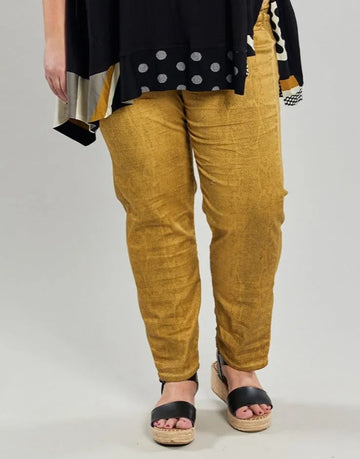 alembika-leo-iconic-stretch-jeans-honey-1x-3x image 4