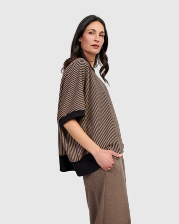 alembika-yetta-rounded-top-chocolate-boxy-jacquard-oberteil image 4