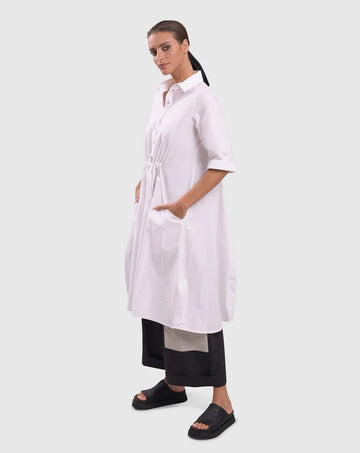 alembika-urban-cooler-kleid-wei image 5
