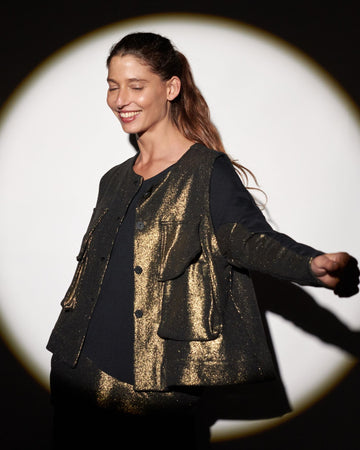 alembika-queenie-utility-weste-damen-gold-metallic image 8