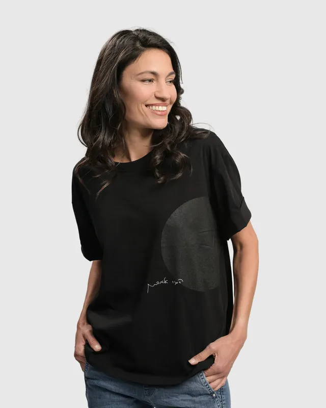 alembika-hagar-s-signature-t-shirt image 1