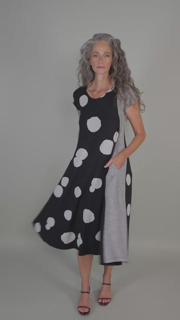 alembika-spot-trapeze-kleid-schwarz-jersey-mit-taschen image 4